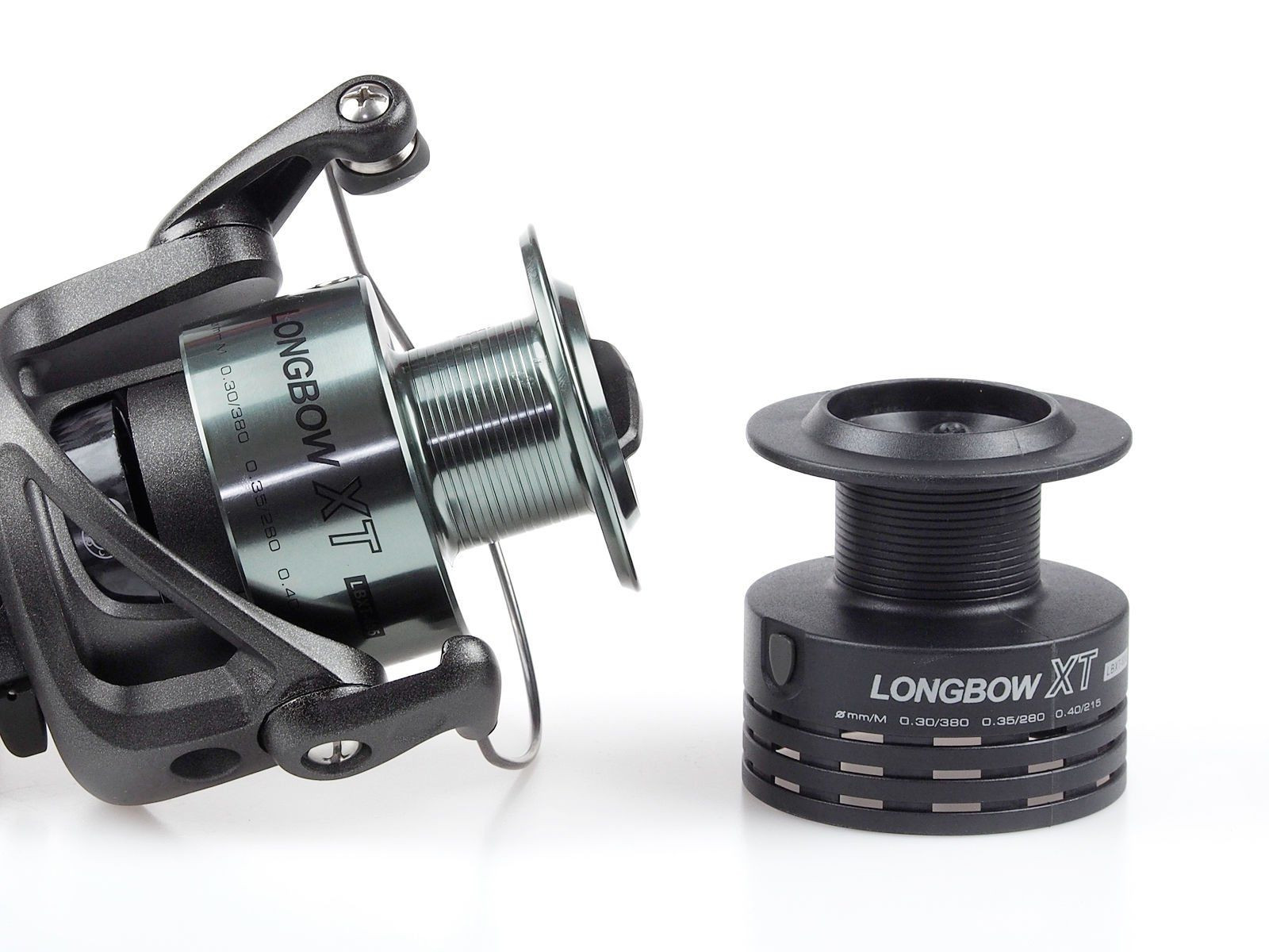 Kołowrotek z wolnym biegiem Okuma Longbow XT Baitfeeder 5+1bb